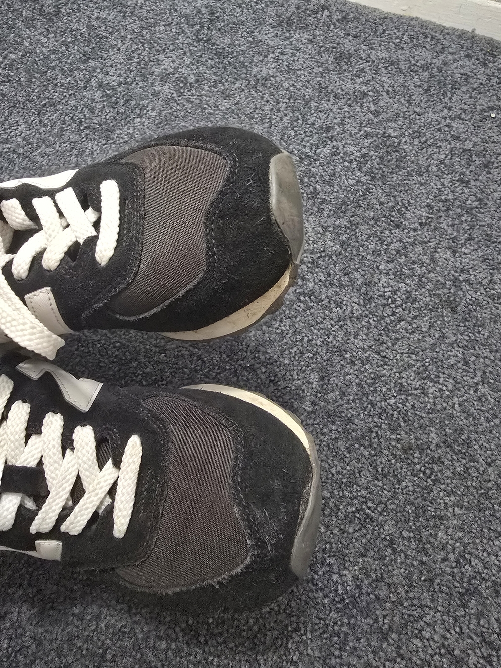 New Balance 574 - Picture 7 of 9